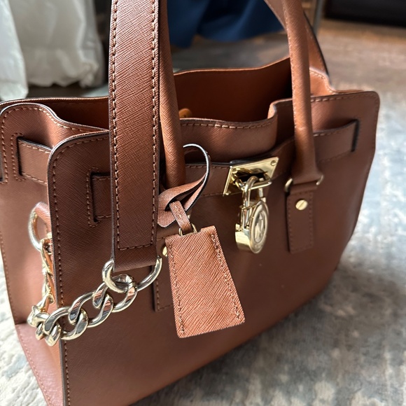 Michael Kors Hamilton Saffiano Leather Satchel | Gold Lock & Key | Cognac - Picture 8 of 8